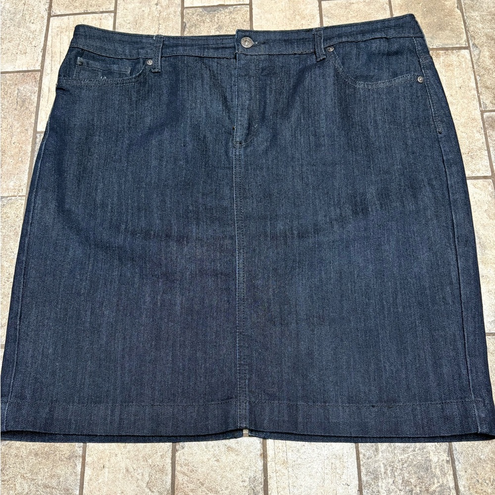 Gloria Vanderbilt Amanda Dark Blue Denim Skirt with Embellished Pockets